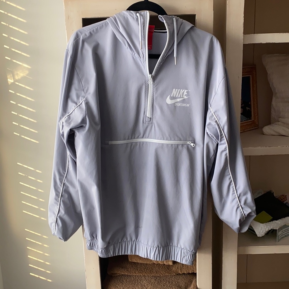 Nike wind breaker